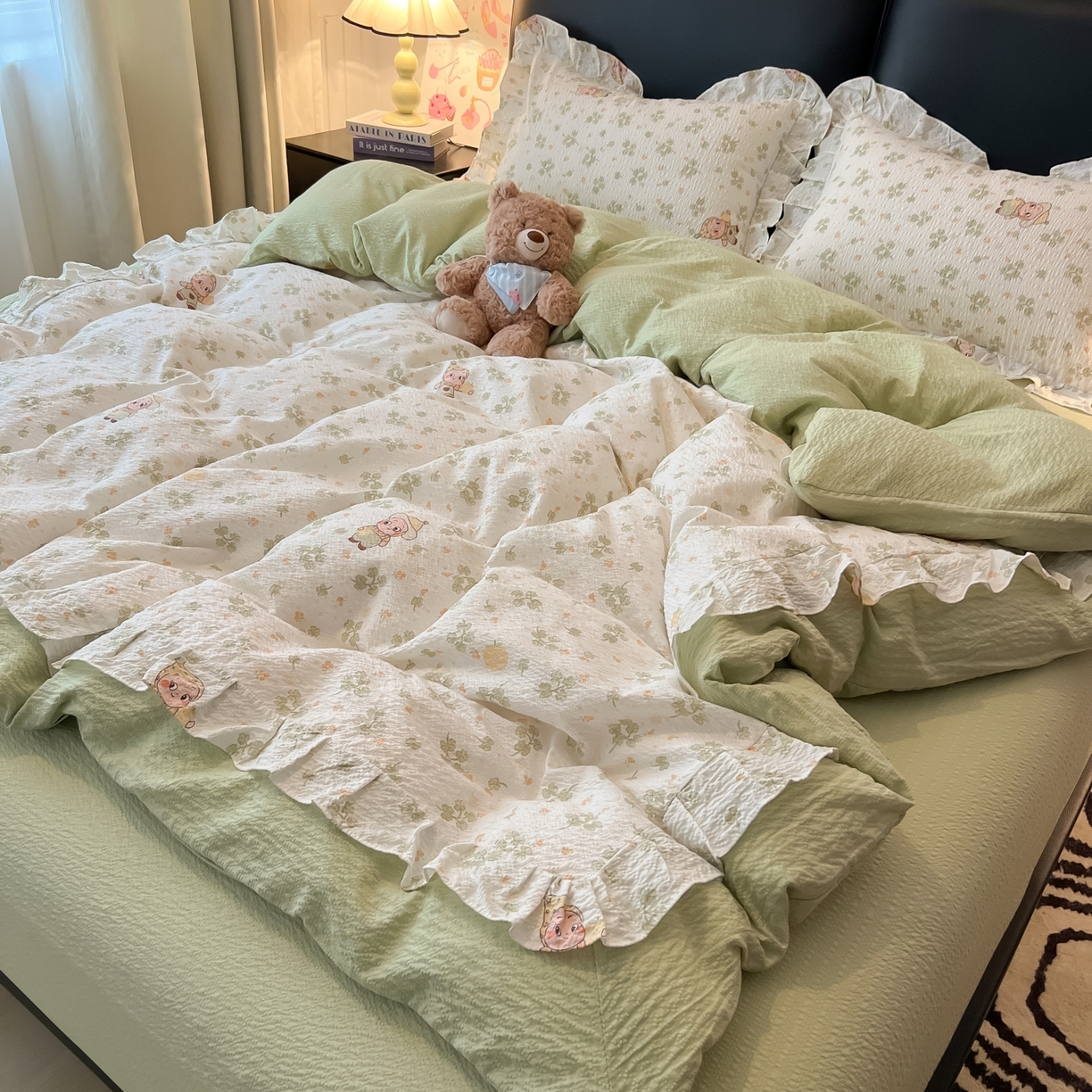 91家纺网 家纺一手货源 找家纺 子钦家纺 2026春夏新款提花泡芙棉花边拼角工艺床单床笠四件套-卡哇伊 卡哇伊-欢乐颂