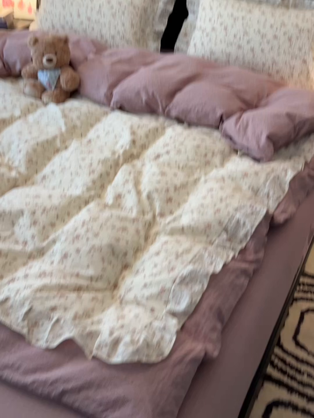 91家纺网 家纺一手货源 找家纺 子钦家纺 2026春夏新款提花泡芙棉花边拼角工艺床单床笠四件套-卡哇伊 卡哇伊-美好时光