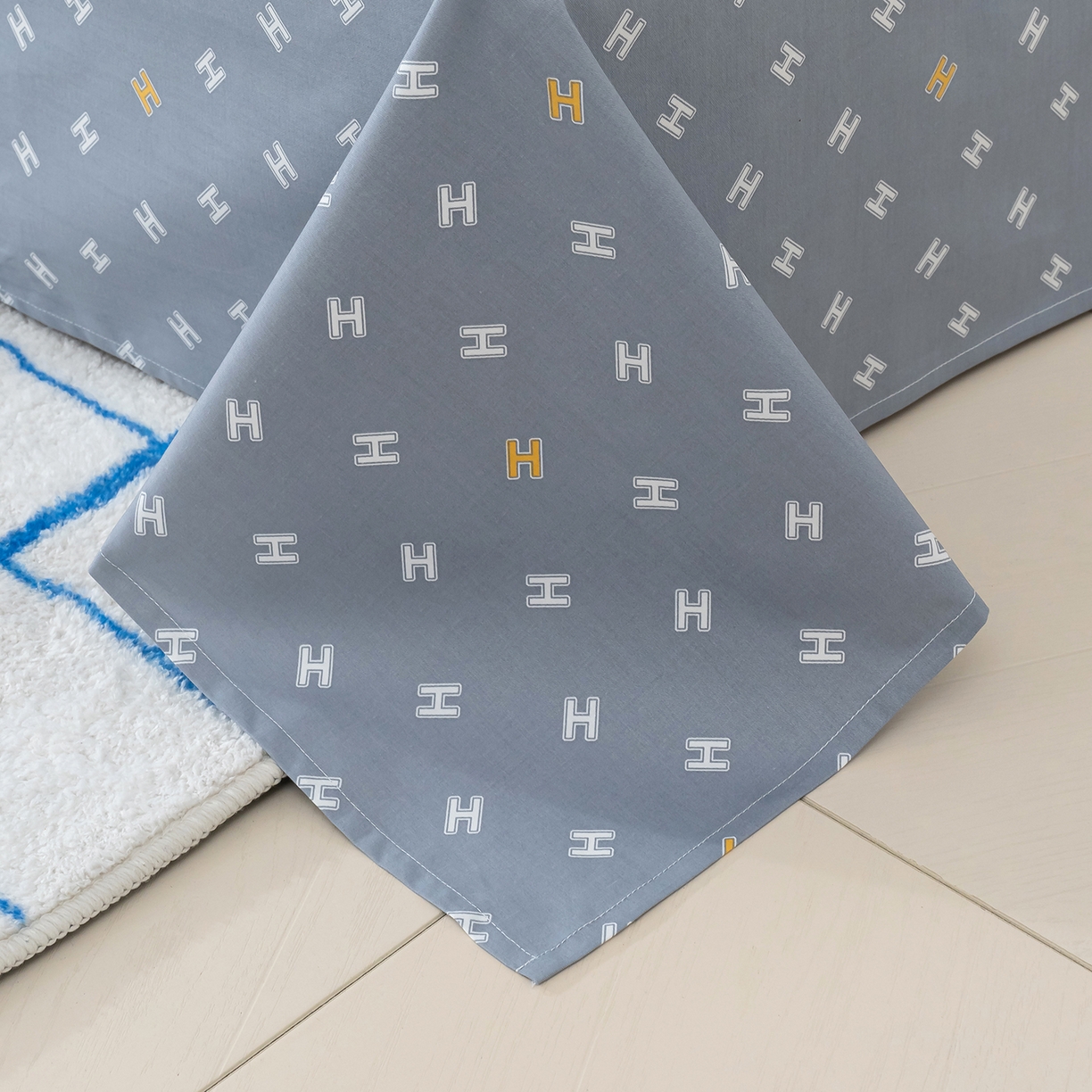 91家纺网 家纺一手货源 找家纺 良佐生活 2026新款A类铂金精梳全棉学生三件套 初遇-灰