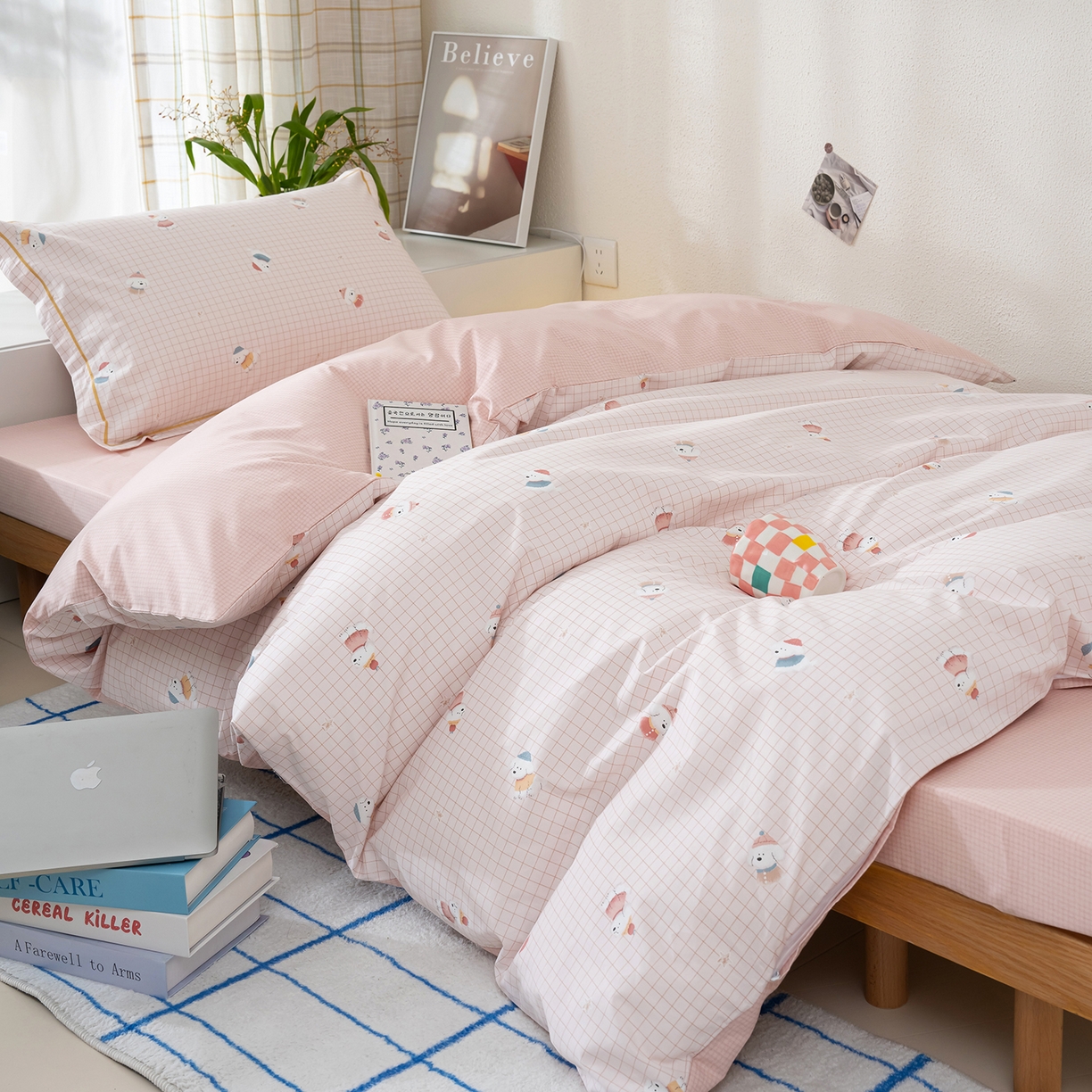 91家纺网 家纺一手货源 找家纺 良佐生活 2026新款A类铂金精梳全棉学生三件套 格纹萌熊