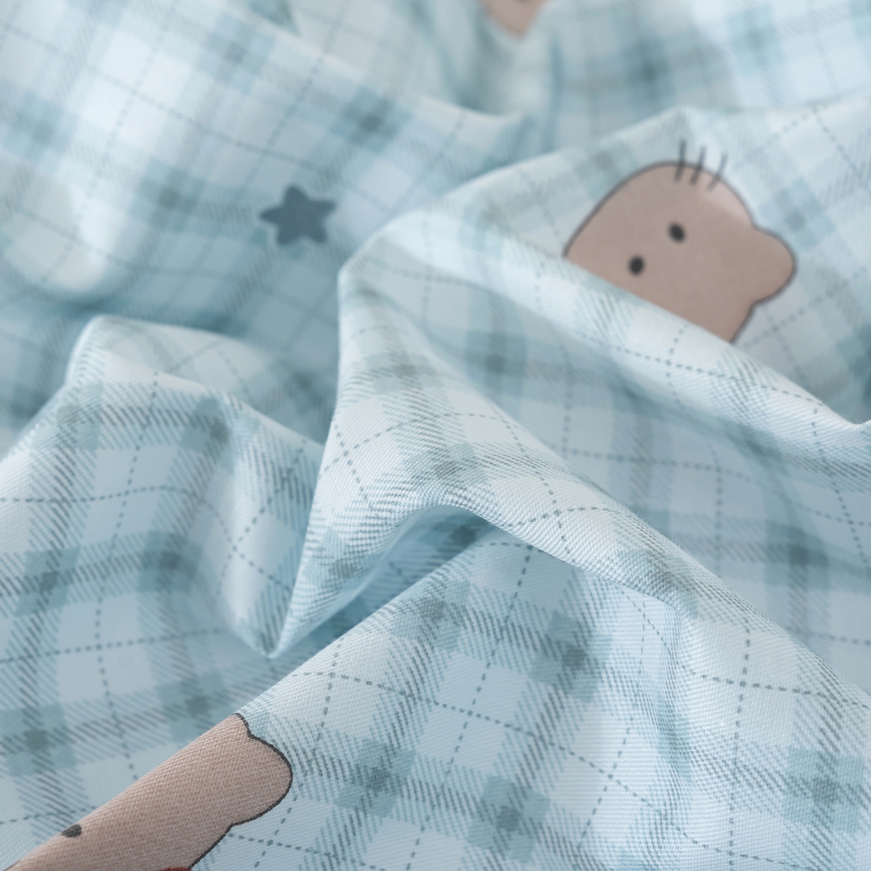 91家纺网 家纺一手货源 找家纺 良佐生活 2026新款A类铂金精梳全棉学生三件套 青格萌喵