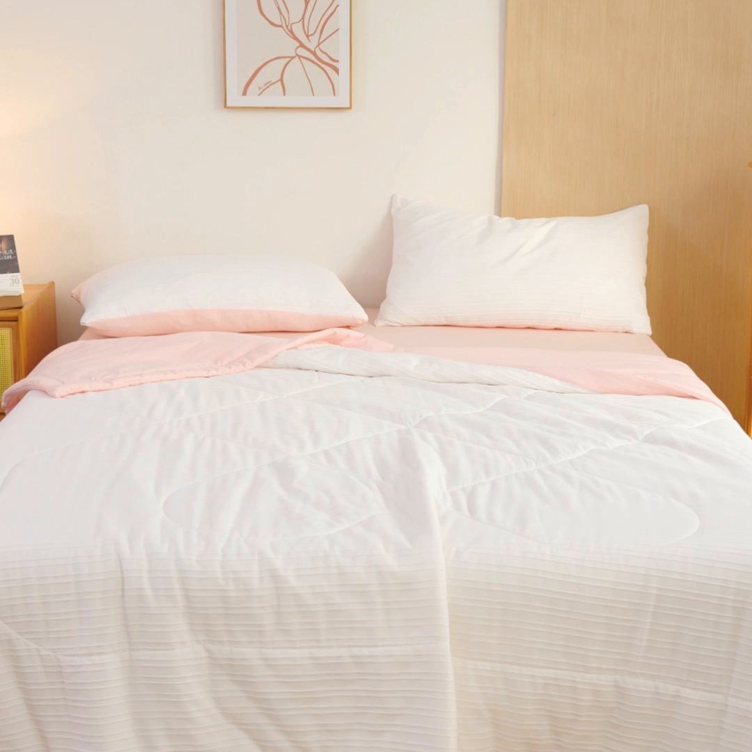 91家纺网 家纺一手货源 找家纺 尊妙被业 2026新款良品条白100%新疆棉花夏被 良品条白+粉