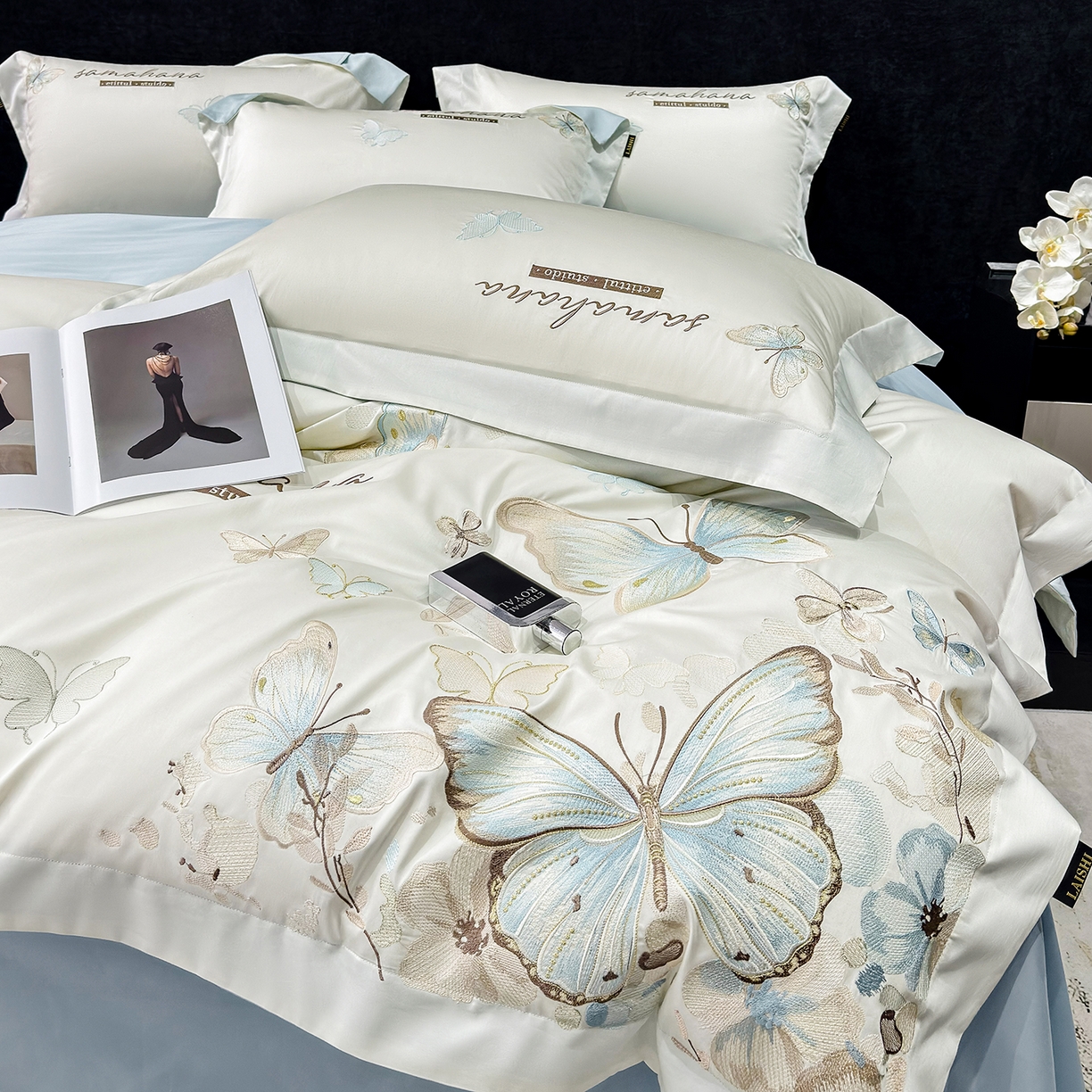 91家纺网 家纺一手货源 找家纺 欣宜家纺 2026新款100支纯棉全棉50x50s贡缎长绒棉刺绣绣花床上四件套【含高端礼盒】-蝶梦系列 白拼兰