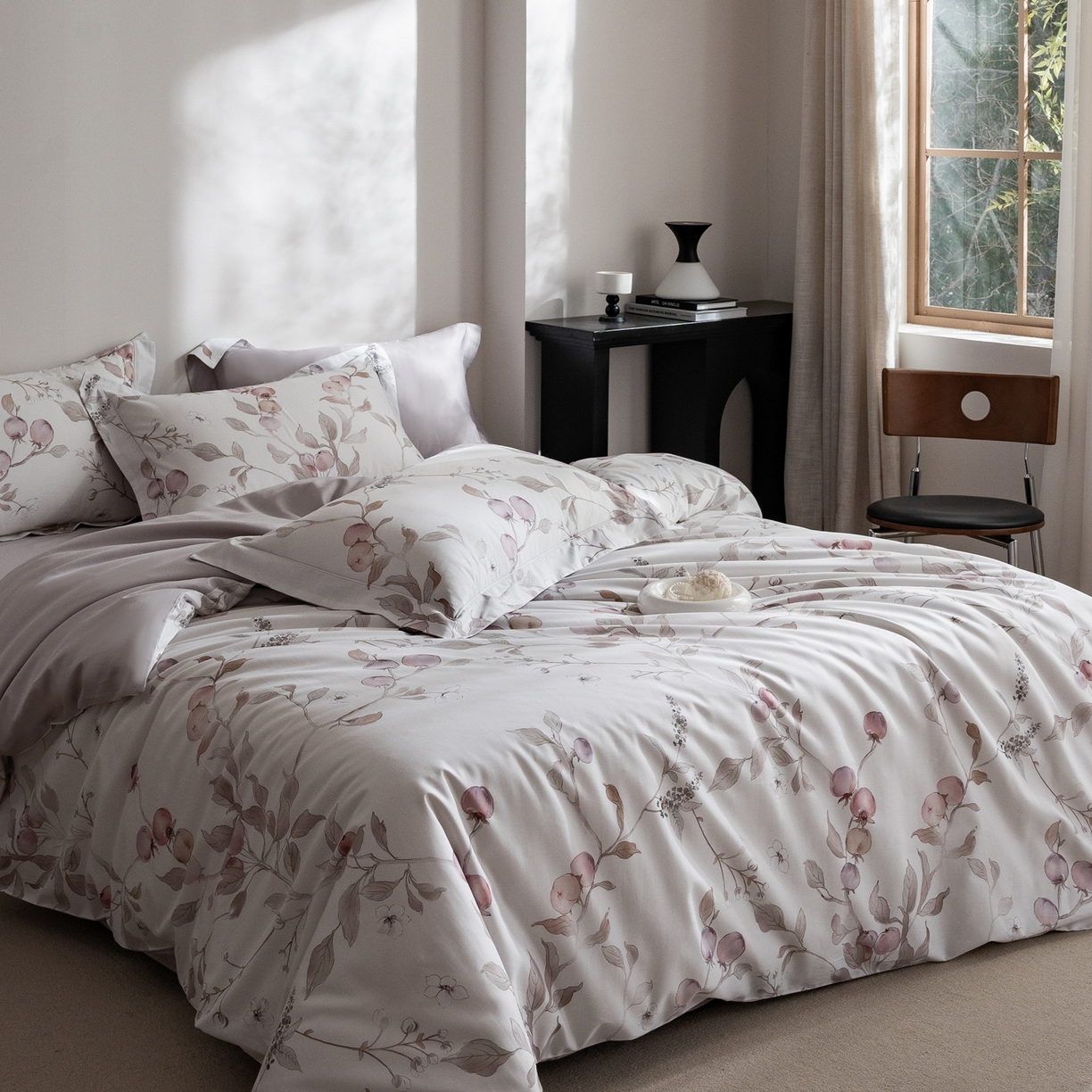 91家纺网 家纺一手货源 找家纺 莱豫家纺 2026新款长绒棉纯棉阿克苏数码印花四件套 春涧粉紫