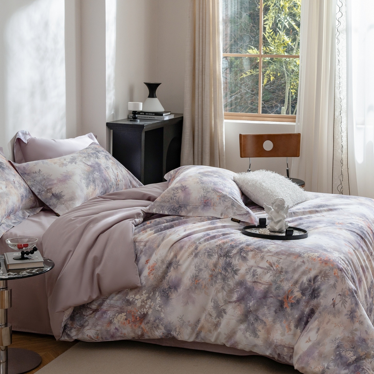 91家纺网 家纺一手货源 找家纺 莱豫家纺 2026新款长绒棉纯棉阿克苏数码印花四件套 花迹紫灰