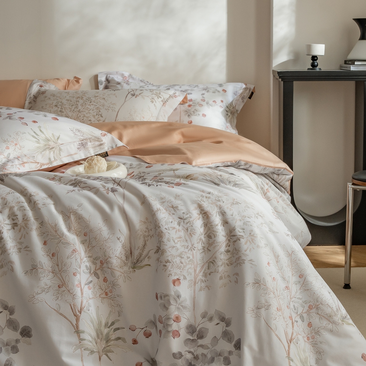 91家纺网 家纺一手货源 找家纺 莱豫家纺 2026新款长绒棉纯棉阿克苏数码印花四件套 森间序