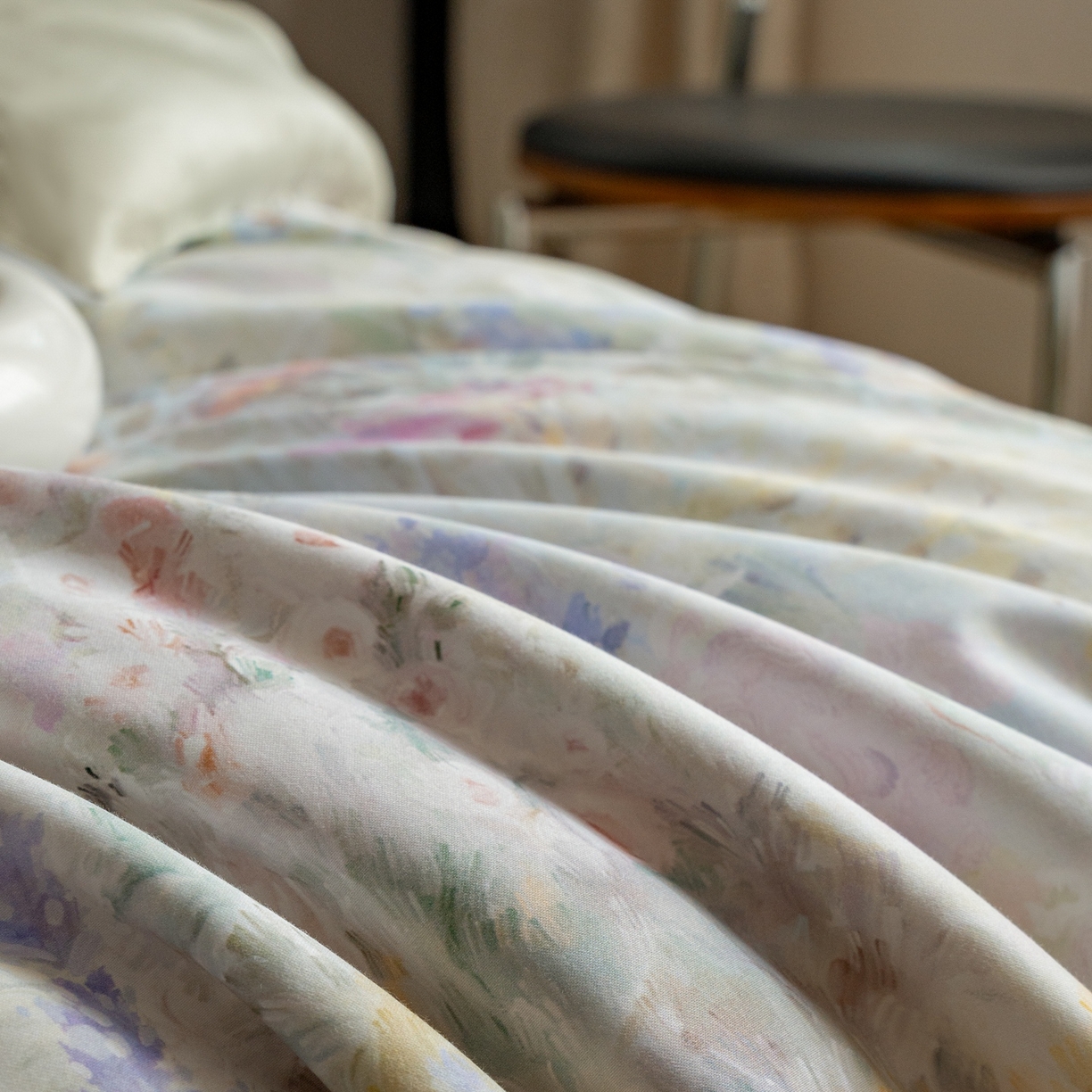 91家纺网 家纺一手货源 找家纺 莱豫家纺 2026新款长绒棉纯棉阿克苏数码印花四件套 微澜