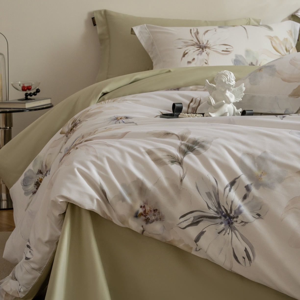 91家纺网 家纺一手货源 找家纺 莱豫家纺 2026新款长绒棉纯棉阿克苏数码印花四件套 雨后清风