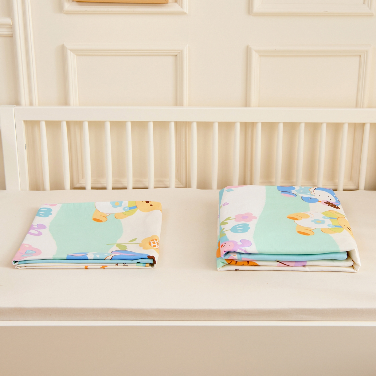 91家纺网 家纺一手货源 找家纺 芭伯妮2025AB版全棉幼儿园三件套儿童被子套件六件套 蜜糖晴天