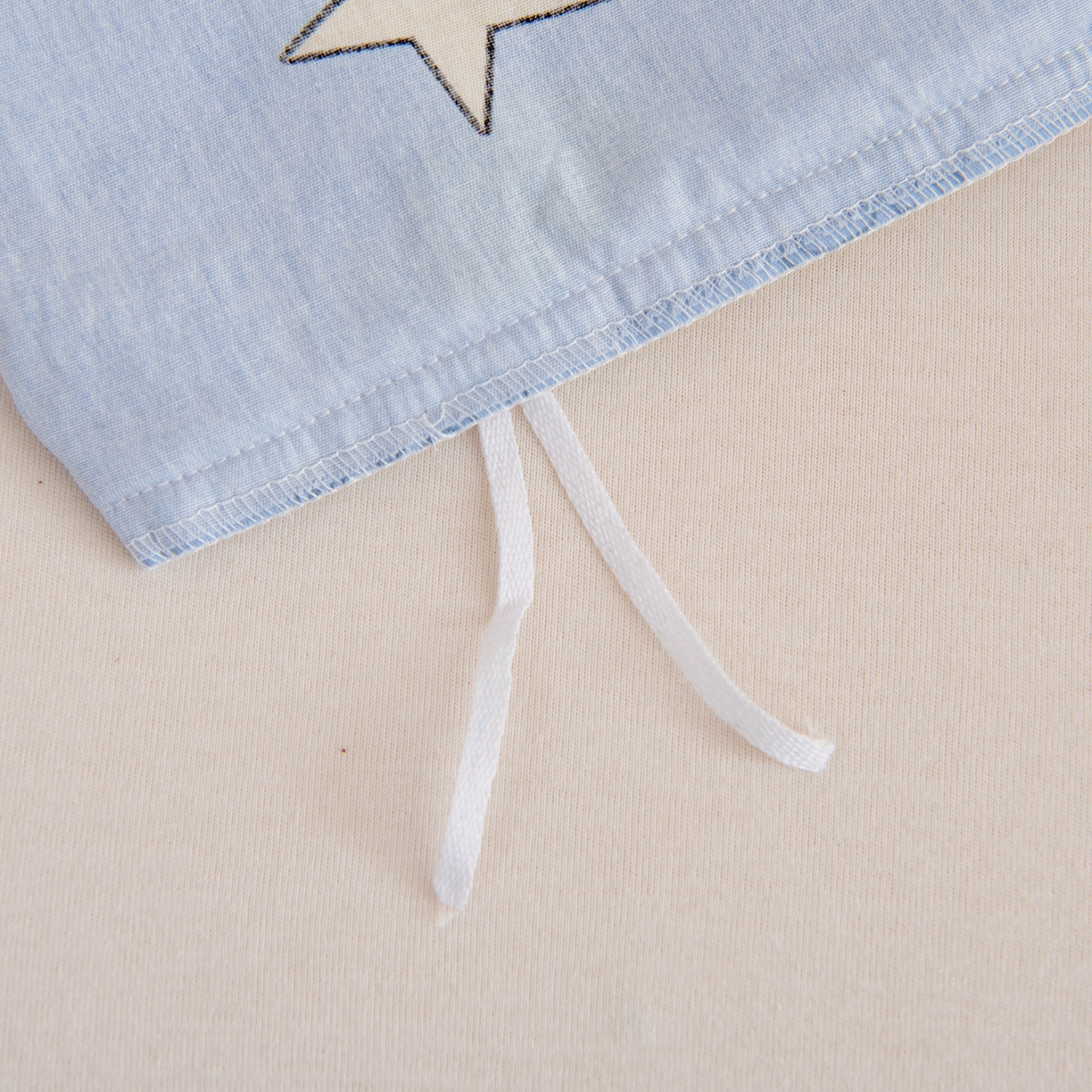 91家纺网 家纺一手货源 找家纺  芭伯妮 2026新款全棉AB版幼儿园三件套宝宝午睡被子六件套儿童被套多件套（第一批）车车环游记