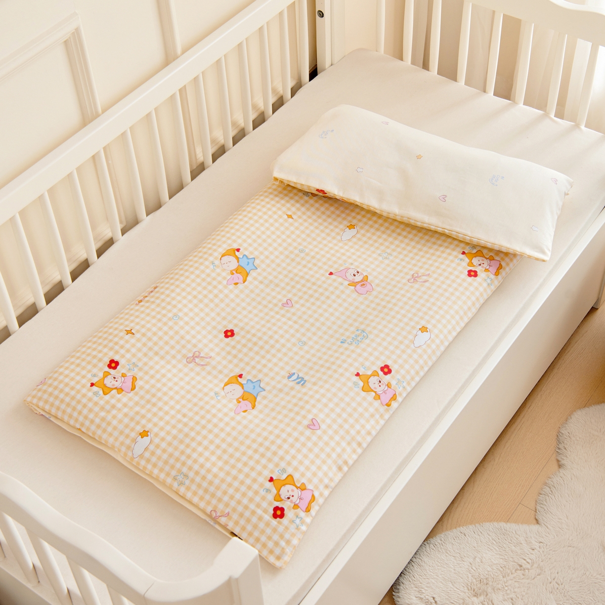 91家纺网 家纺一手货源 找家纺 芭伯妮 2026新款全棉AB版幼儿园三件套宝宝午睡被子六件套儿童被套多件套（第一批） 甜蜜小精灵