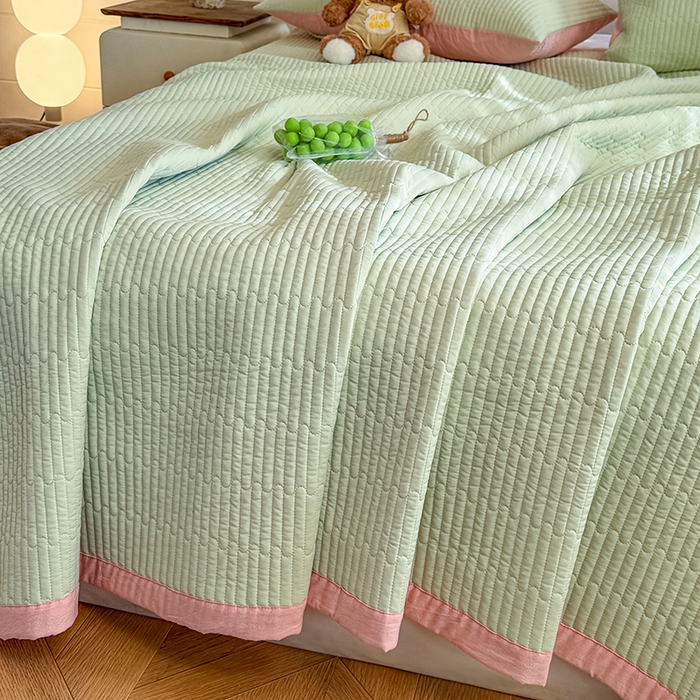 91家纺网 家纺一手货源 找家纺 木楌家居 2026新款锦氨凉感床盖三件套 浅汀绿