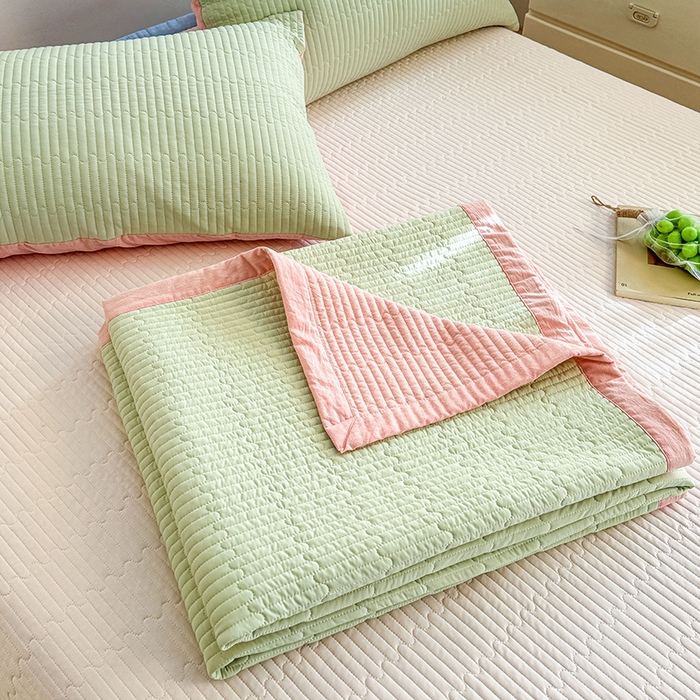 91家纺网 家纺一手货源 找家纺 木楌家居 2026新款锦氨凉感床盖三件套 浅汀绿