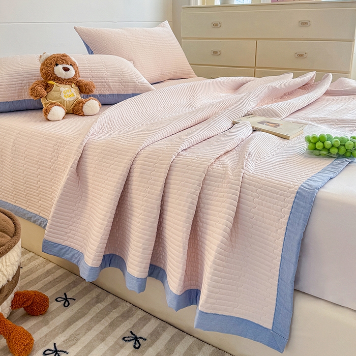 91家纺网 家纺一手货源 找家纺 木楌家居 2026新款锦氨凉感床盖三件套 晚樱粉