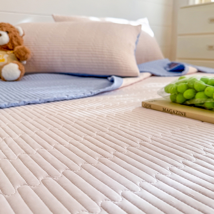 91家纺网 家纺一手货源 找家纺 木楌家居 2026新款锦氨凉感床盖三件套 晚樱粉