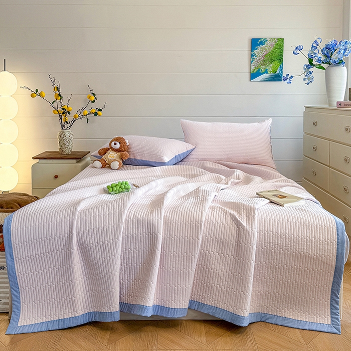 91家纺网 家纺一手货源 找家纺 木楌家居 2026新款锦氨凉感床盖三件套 晚樱粉