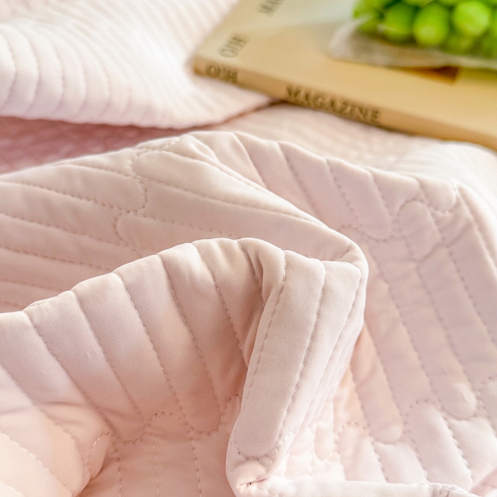 91家纺网 家纺一手货源 找家纺 木楌家居 2026新款锦氨凉感床盖三件套 晚樱粉