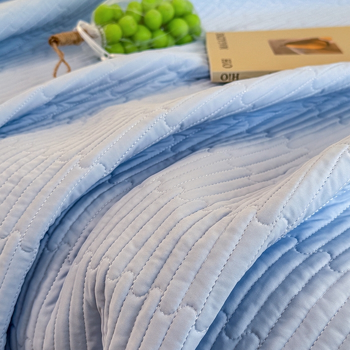 91家纺网 家纺一手货源 找家纺 木楌家居 2026新款锦氨凉感床盖三件套 汐风蓝