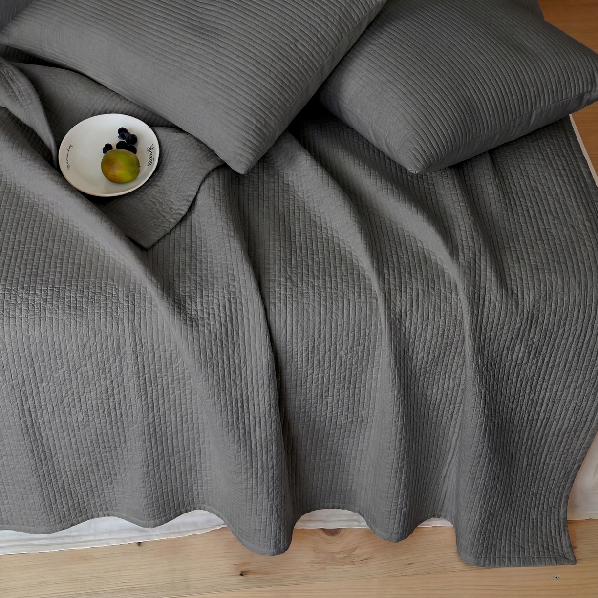 91家纺网 家纺一手货源 找家纺 （总）上喜 2026春夏新款全棉纯棉直角边简约韩系砂洗床盖三件套