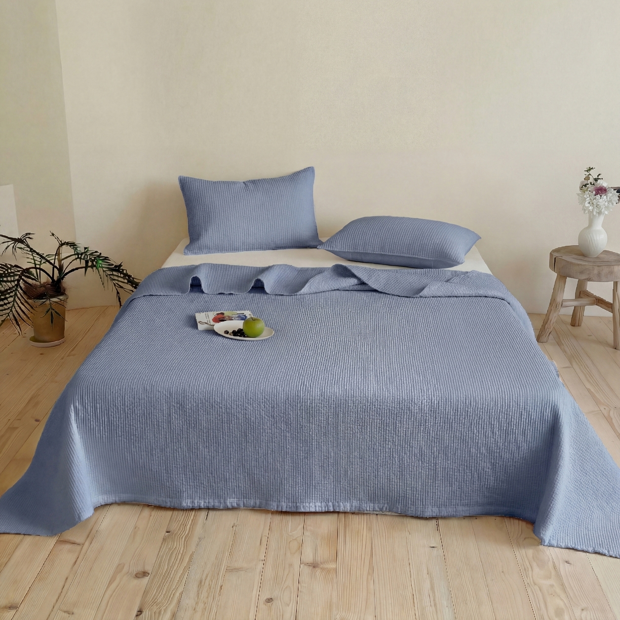 91家纺网 家纺一手货源 找家纺 上喜 2026春夏新款全棉纯棉直角边简约韩系砂洗床盖三件套 雾霾蓝