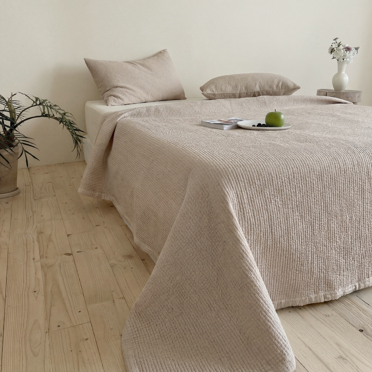 91家纺网 家纺一手货源 找家纺 上喜 2026春夏新款全棉纯棉直角边简约韩系砂洗床盖三件套 燕麦