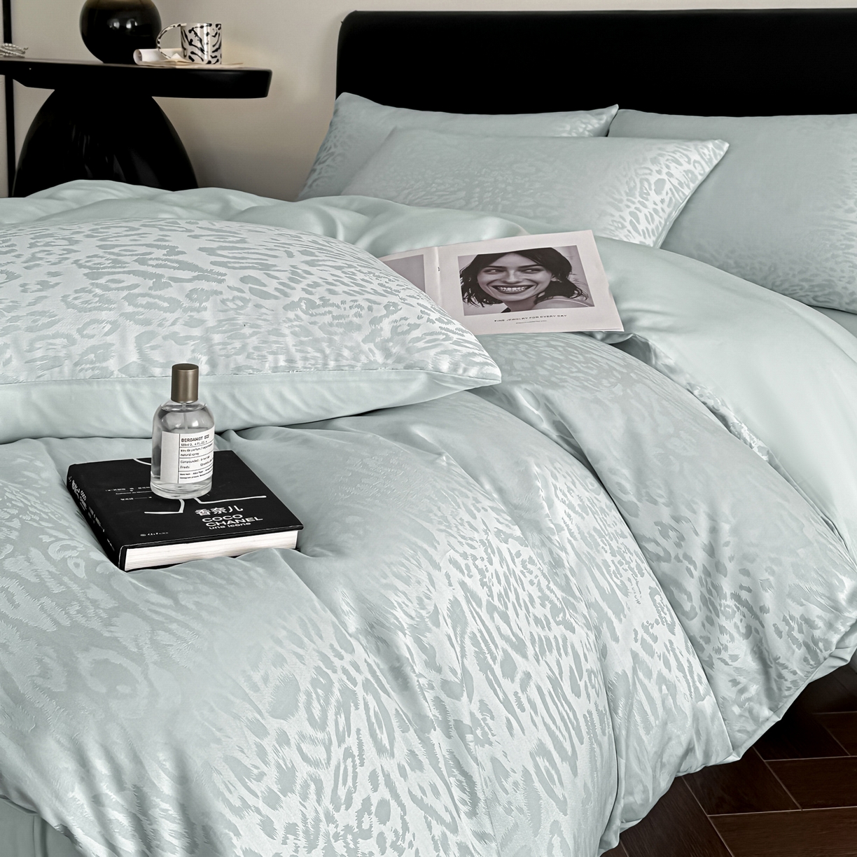 91家纺网 家纺一手货源 找家纺 莱登卡奴 2026新款A类50S天丝棉色织提花系列四件套 波斯蜜语-蓝