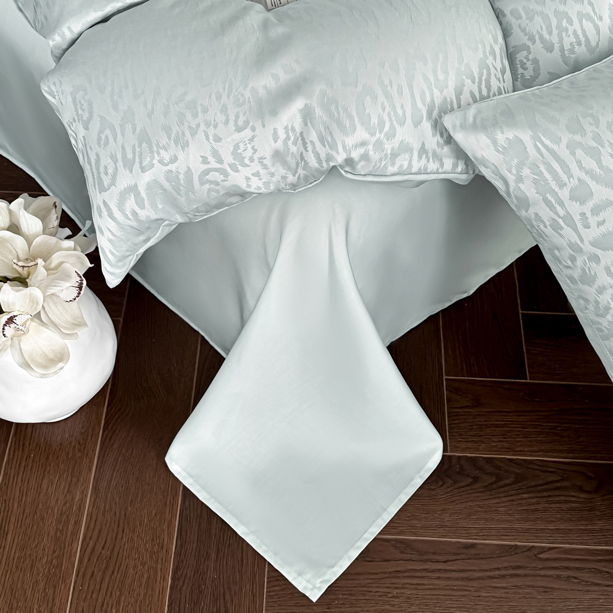 91家纺网 家纺一手货源 找家纺 莱登卡奴 2026新款A类50S天丝棉色织提花系列四件套 波斯蜜语-蓝