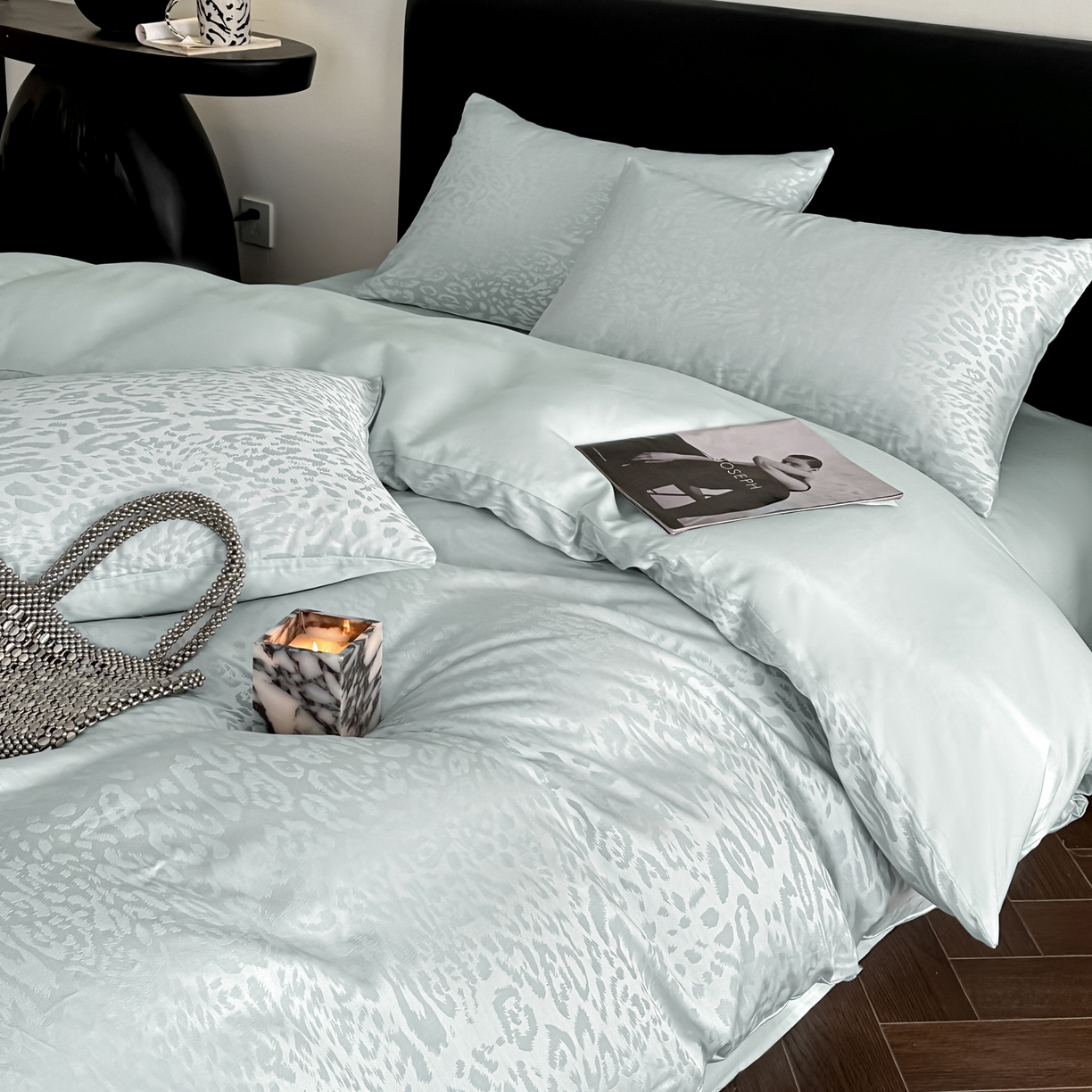 91家纺网 家纺一手货源 找家纺 莱登卡奴 2026新款A类50S天丝棉色织提花系列四件套 波斯蜜语-蓝