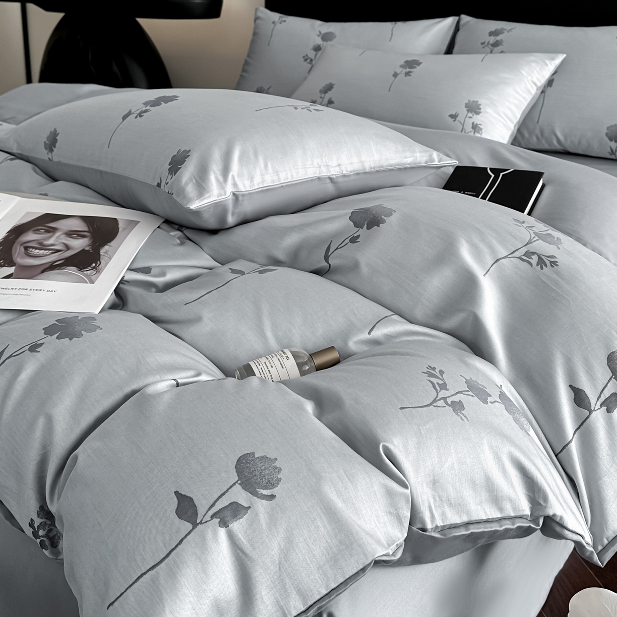 91家纺网 家纺一手货源 找家纺 莱登卡奴 2026新款A类50S天丝棉色织提花系列四件套 澄静之美-蓝