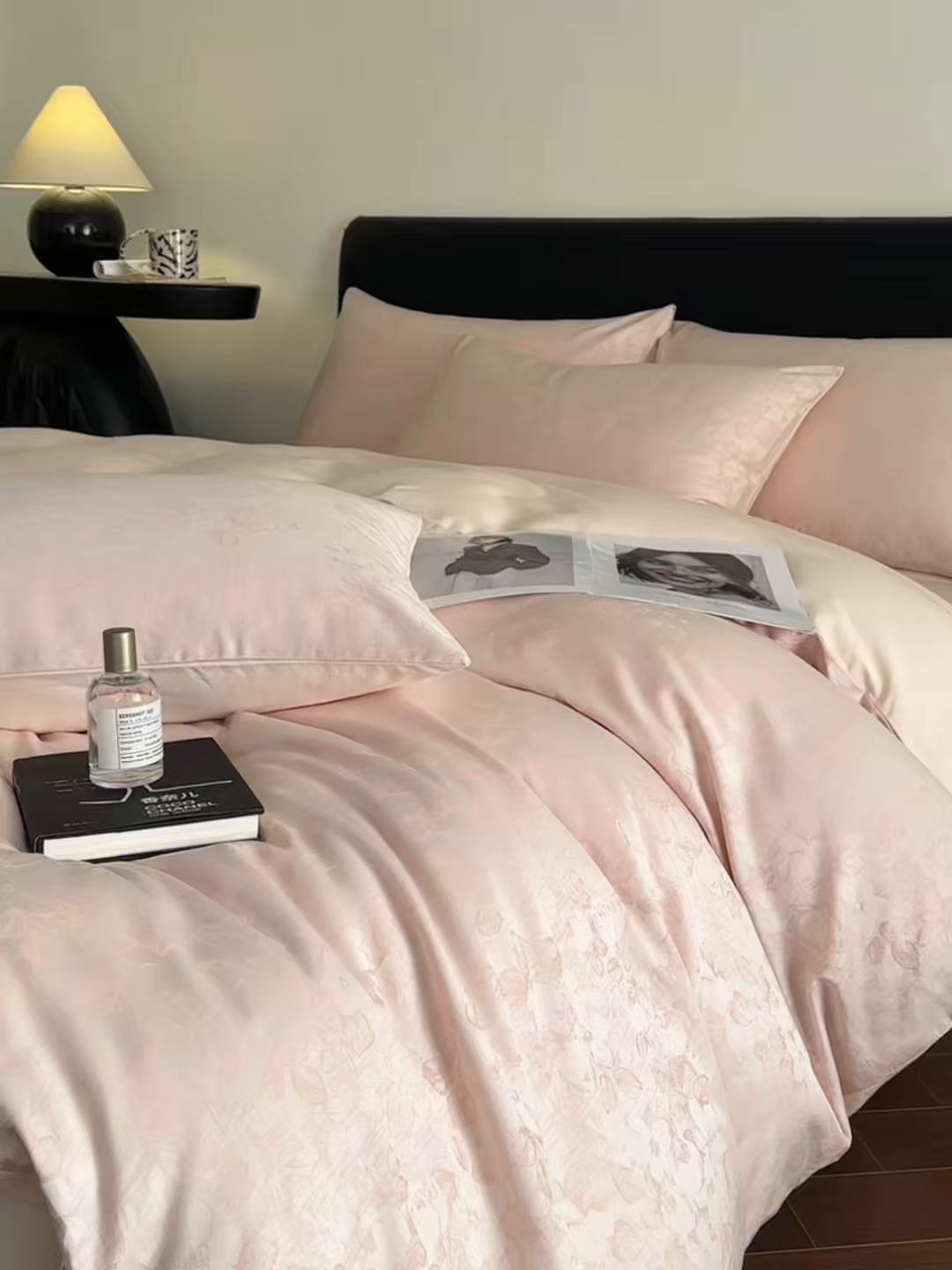 91家纺网 家纺一手货源 找家纺 莱登卡奴 2026新款A类50S天丝棉色织提花系列四件套 春日山茶