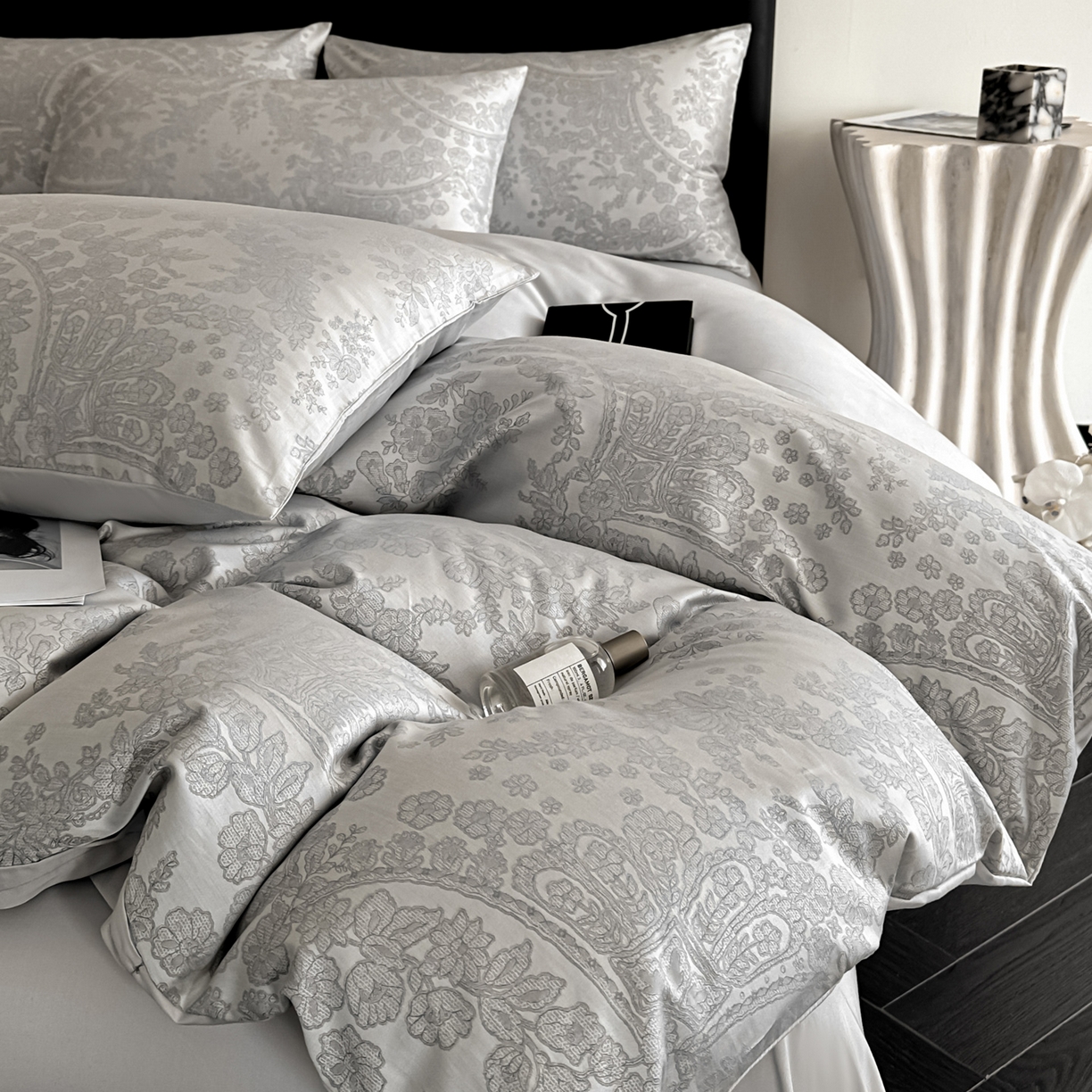 91家纺网 家纺一手货源 找家纺 莱登卡奴 2026新款A类50S天丝棉色织提花系列四件套 德萨利