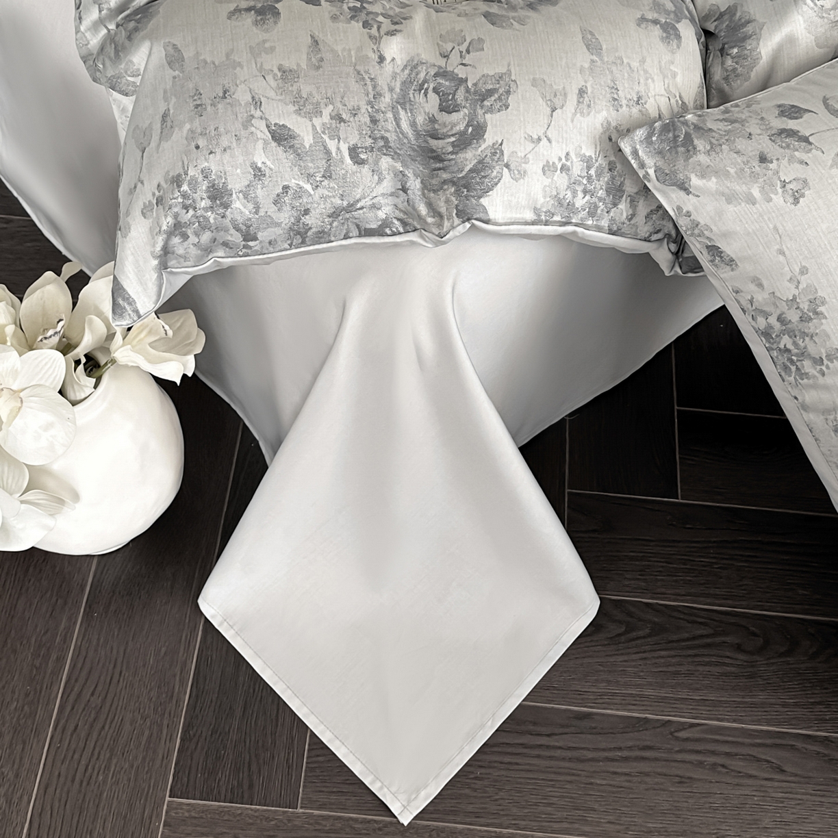 91家纺网 家纺一手货源 找家纺 莱登卡奴 2026新款A类50S天丝棉色织提花系列四件套 繁花玉露