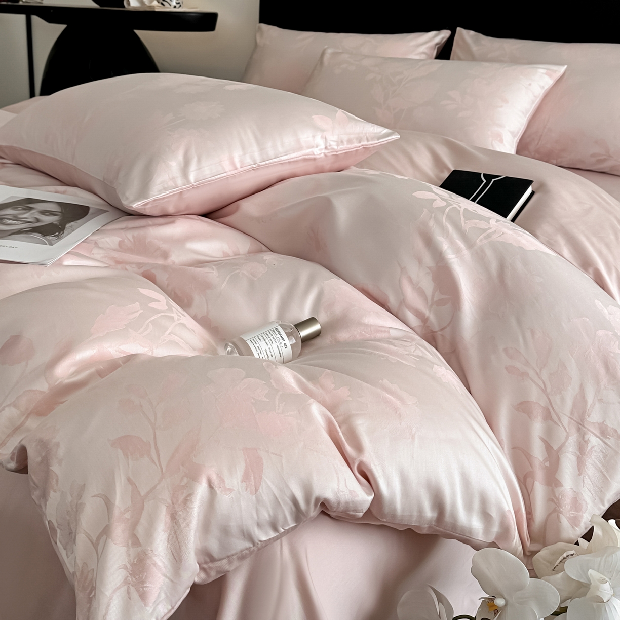 91家纺网 家纺一手货源 找家纺 莱登卡奴 2026新款A类50S天丝棉色织提花系列四件套 晚风逐梦