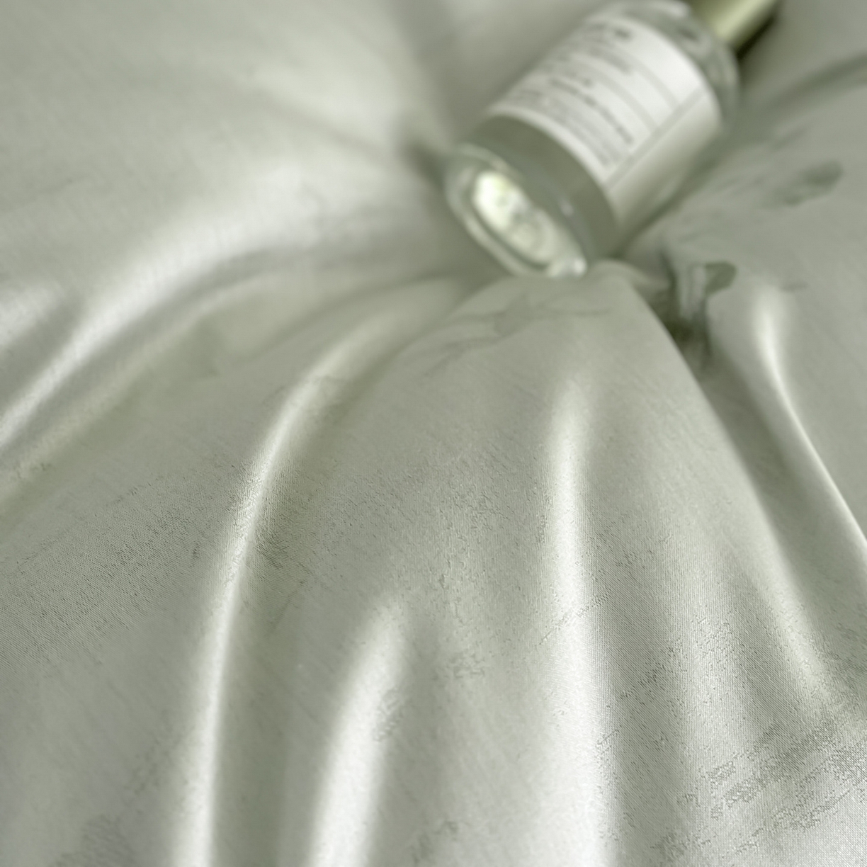 91家纺网 家纺一手货源 找家纺 莱登卡奴 2026新款A类50S天丝棉色织提花系列四件套 伊芙琳