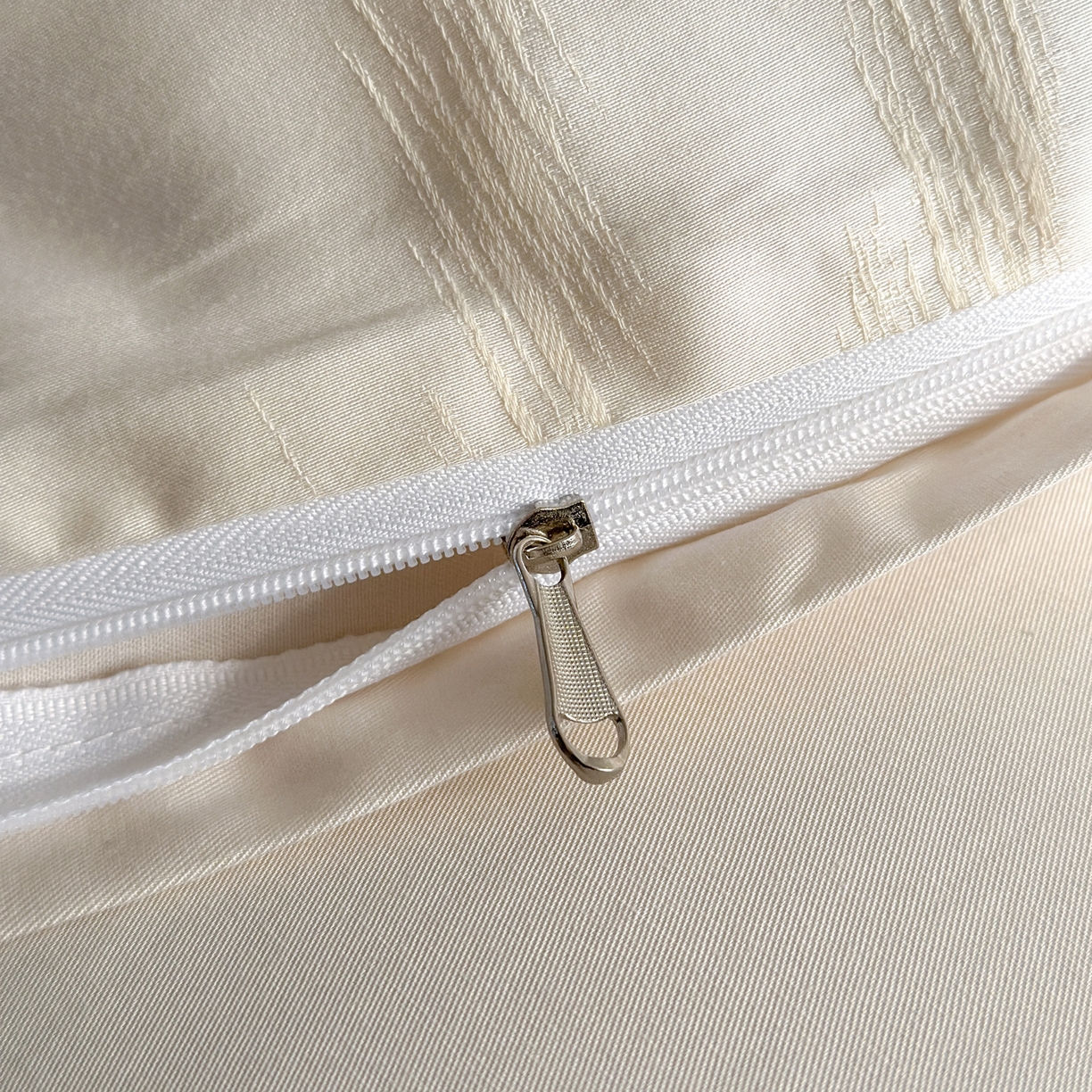 91家纺网 家纺一手货源 找家纺 莱登卡奴 2026新款A类50S天丝棉色织提花系列四件套 云栖处-米