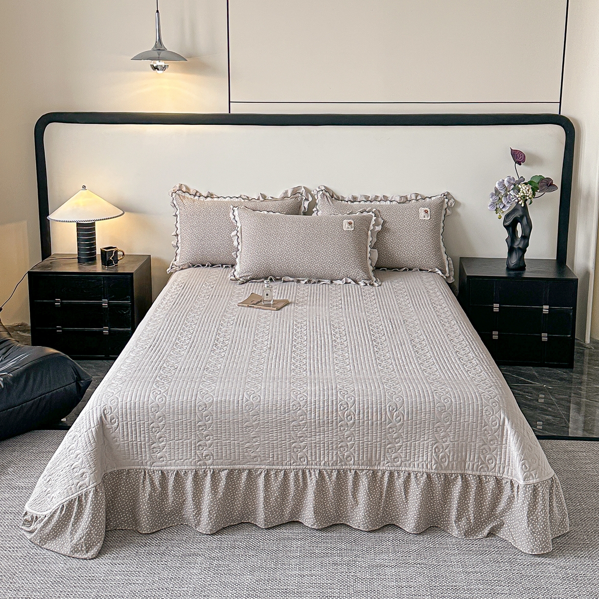 91家纺网 家纺一手货源 找家纺 梓之赫 2026新款云感纱夹棉床盖四件套-小美满 小美满-高级灰