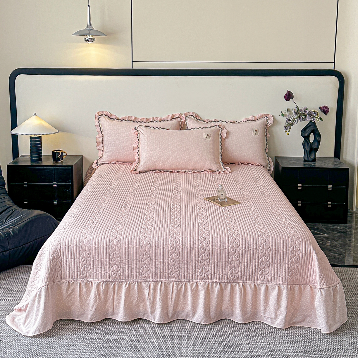 91家纺网 家纺一手货源 找家纺 梓之赫 2026新款云感纱夹棉床盖四件套-小美满 小美满-奶油粉