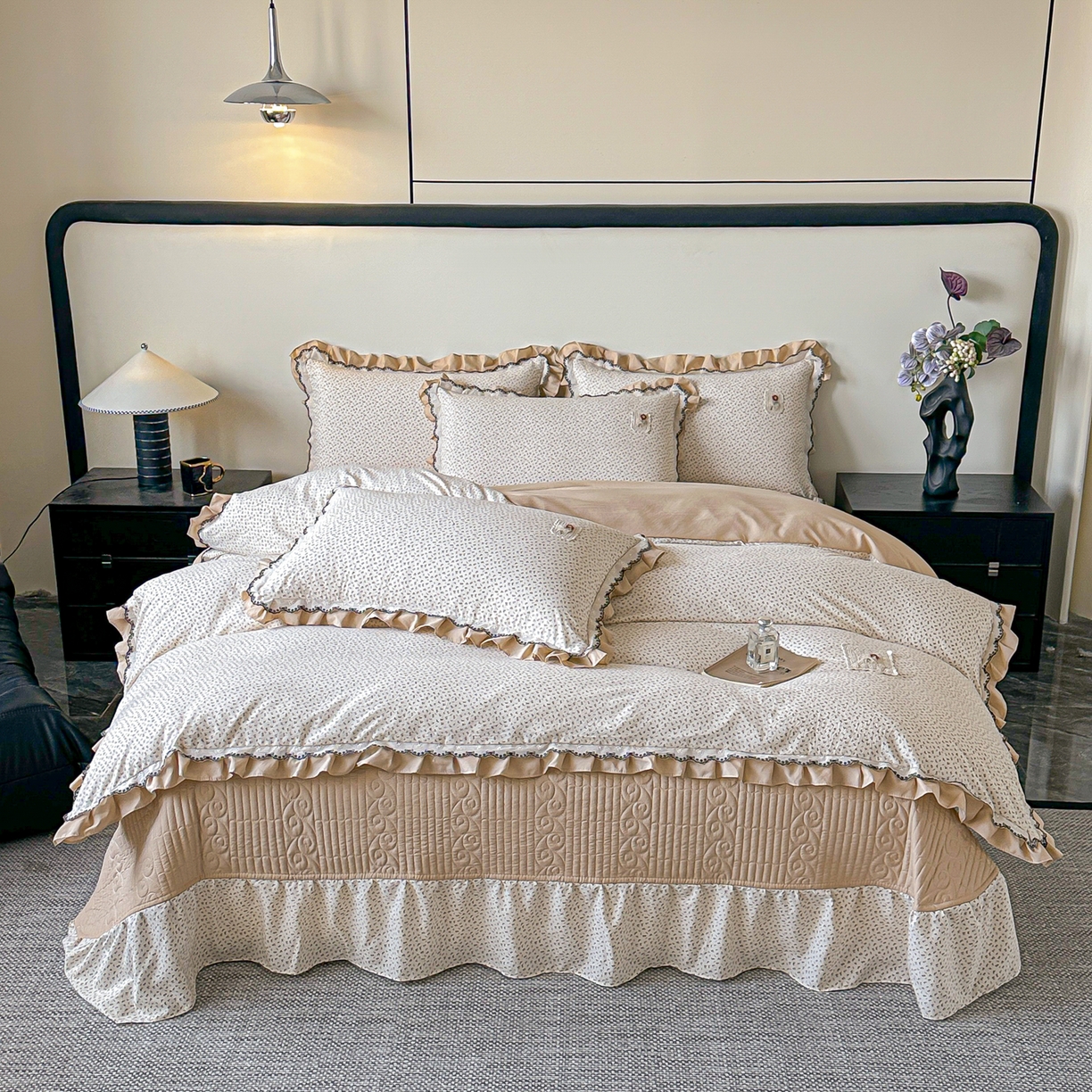 91家纺网 家纺一手货源 找家纺 梓之赫 2026新款云感纱夹棉床盖四件套-小美满 小美满-摩卡棕