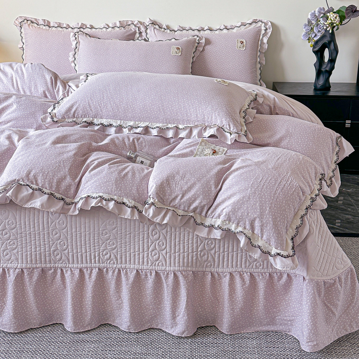 91家纺网 家纺一手货源 找家纺 梓之赫 2026新款云感纱夹棉床盖四件套-小美满 小美满-蜜合紫