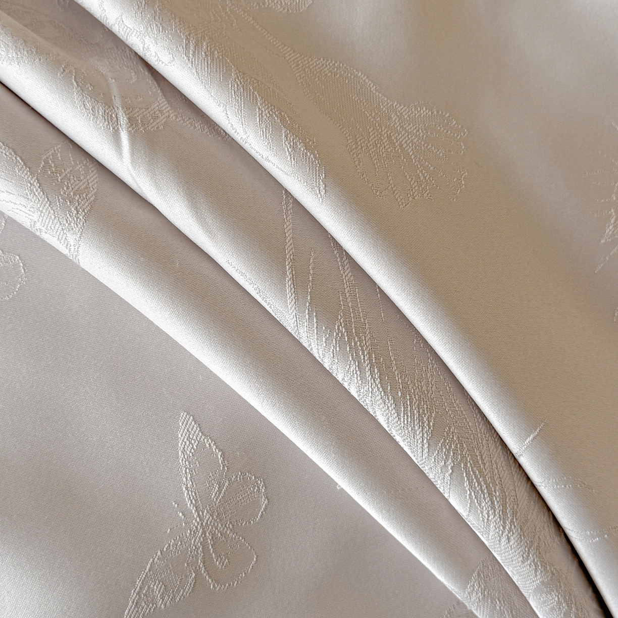 91家纺网 家纺一手货源 找家纺 置顶家纺 2026新款亲肤提花贝壳边四件套-初柠 初柠-奶咖