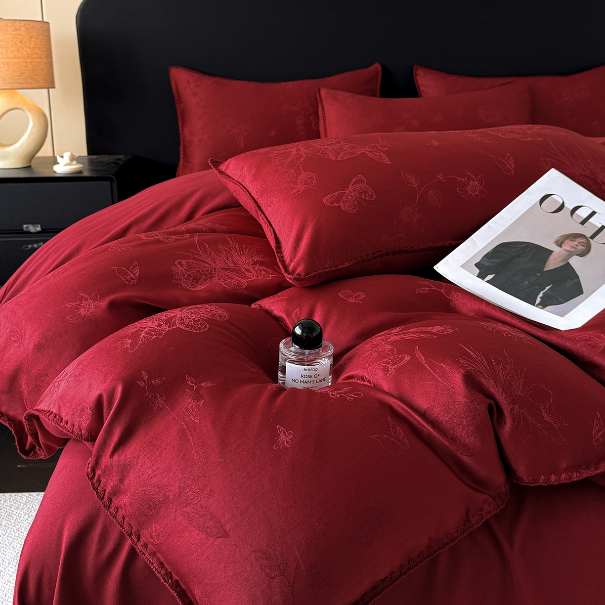 91家纺网 家纺一手货源 找家纺 置顶家纺 2026新款亲肤提花贝壳边四件套-初柠 初柠-红