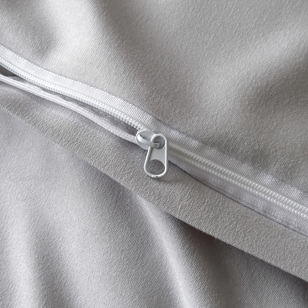 91家纺网 家纺一手货源 找家纺 置顶家纺 2026新款亲肤提花贝壳边四件套-初柠 初柠-灰色