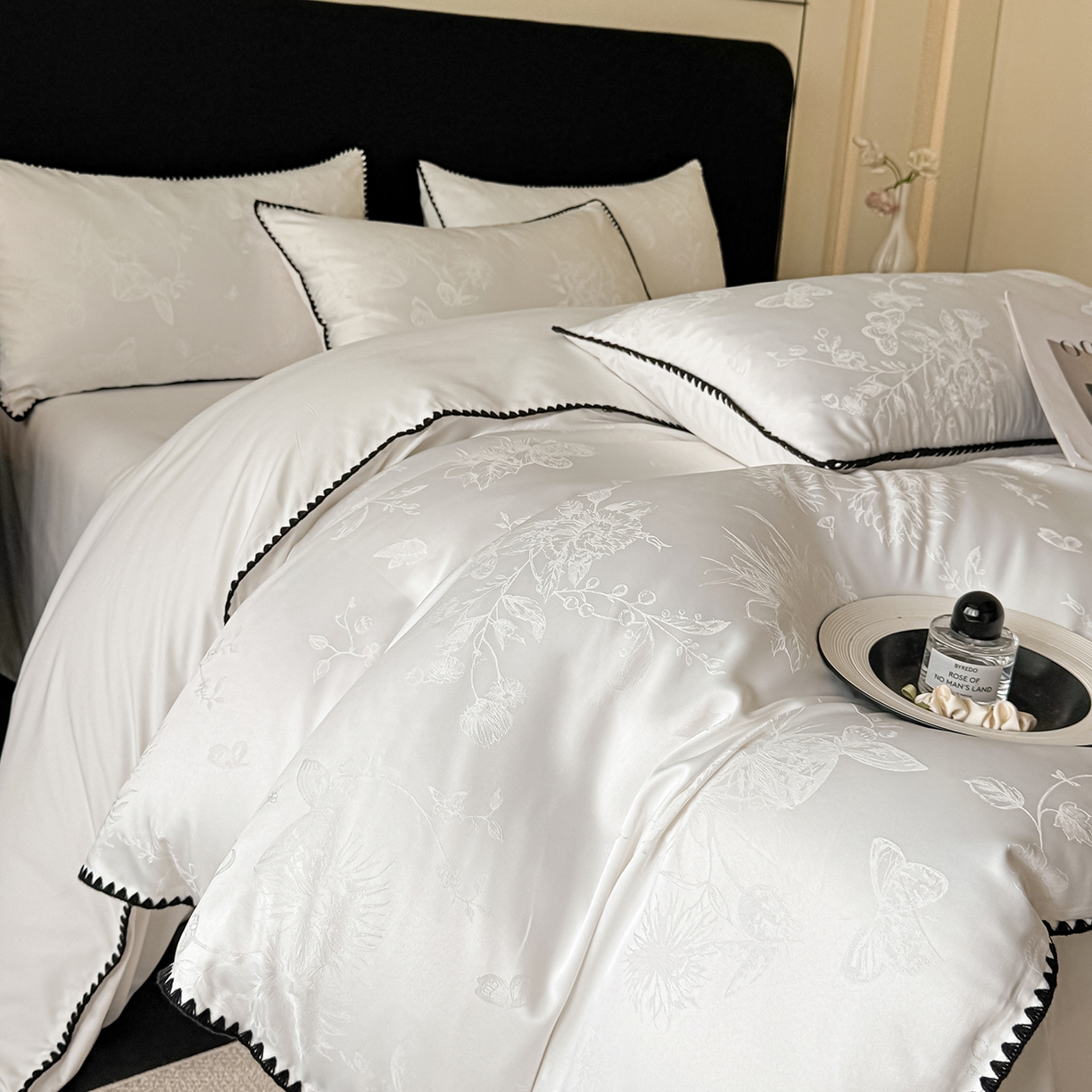 91家纺网 家纺一手货源 找家纺 置顶家纺 2026新款亲肤提花贝壳边四件套-初柠 初柠-白色