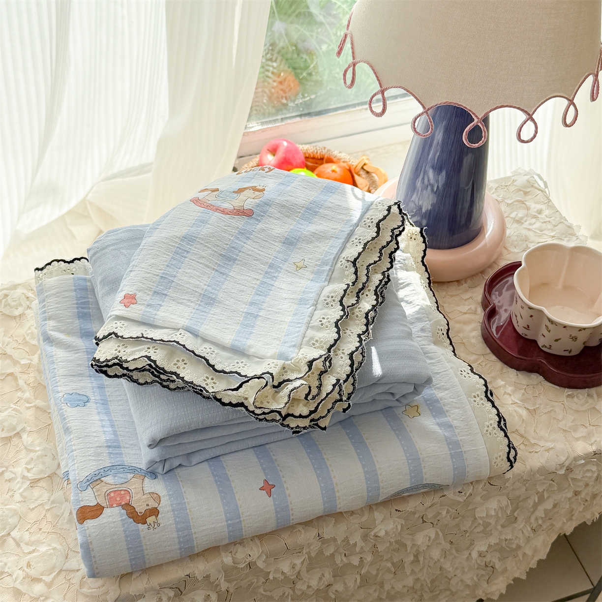 91家纺网 家纺一手货源 找家纺 （总）艾特你 2026新款针织提花双层纱全棉纯棉蕾丝花边四件套