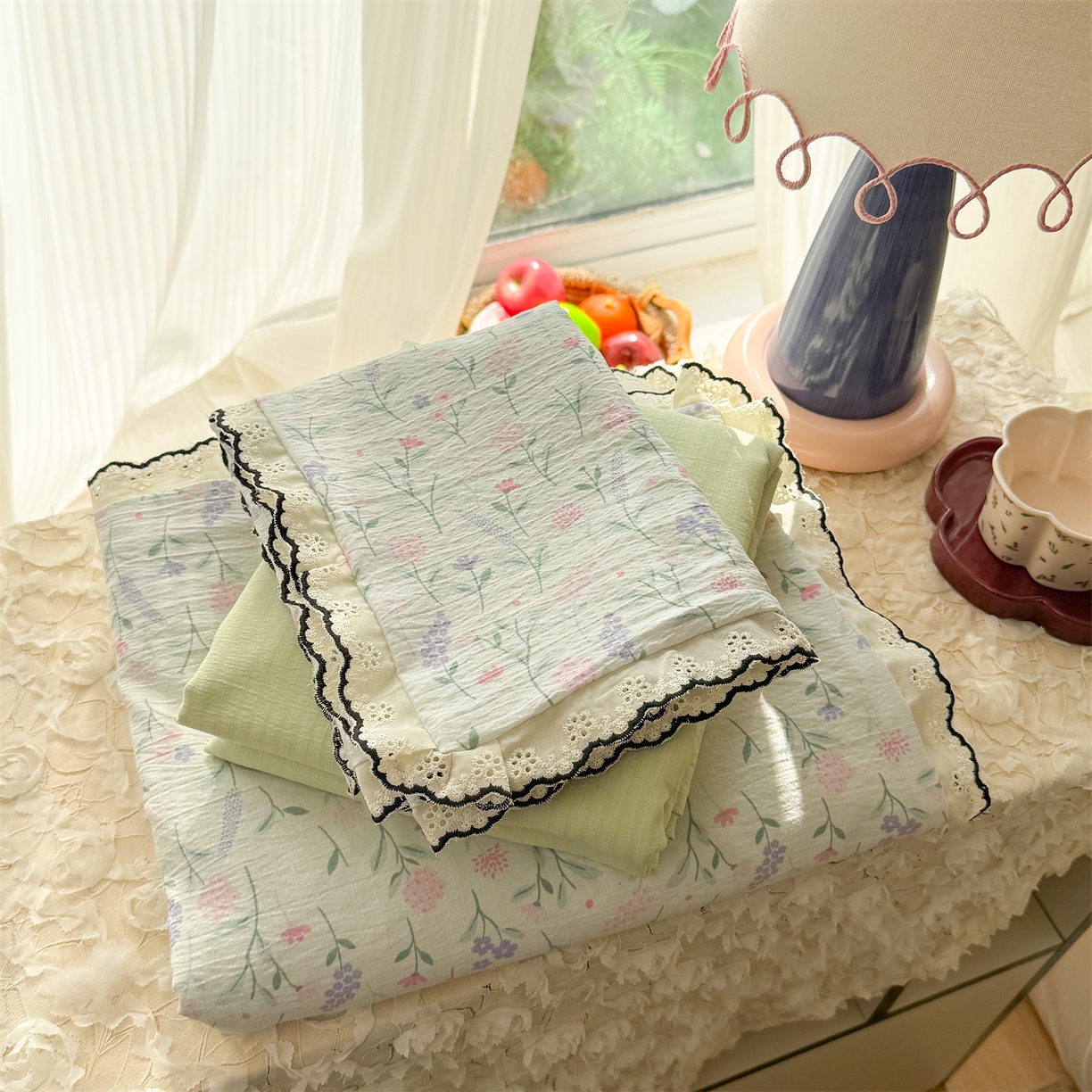 91家纺网 家纺一手货源 找家纺 （总）艾特你 2026新款针织提花双层纱全棉纯棉蕾丝花边四件套