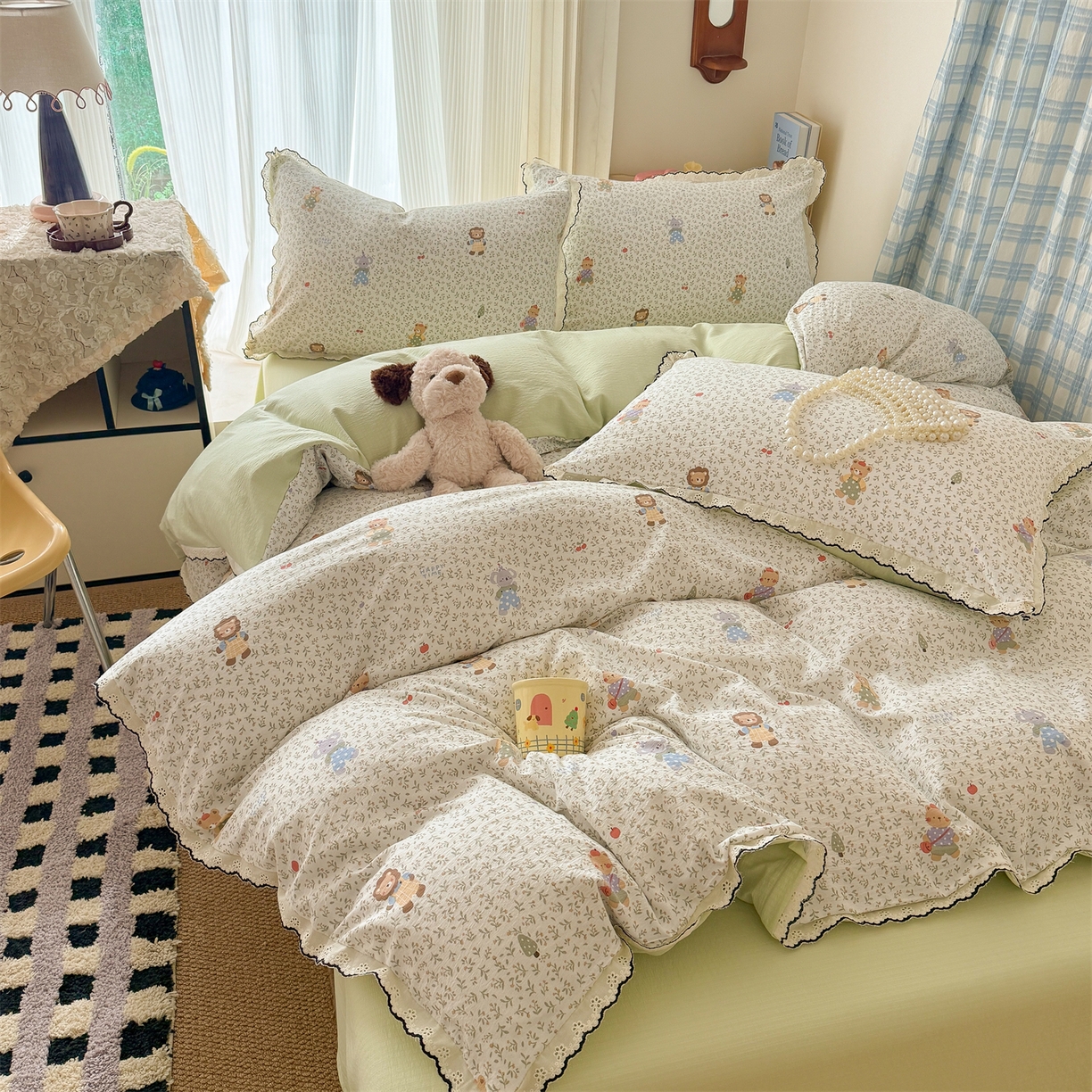 91家纺网 家纺一手货源 找家纺 艾特你 2026新款针织提花双层纱全棉纯棉蕾丝花边四件套 软萌可可