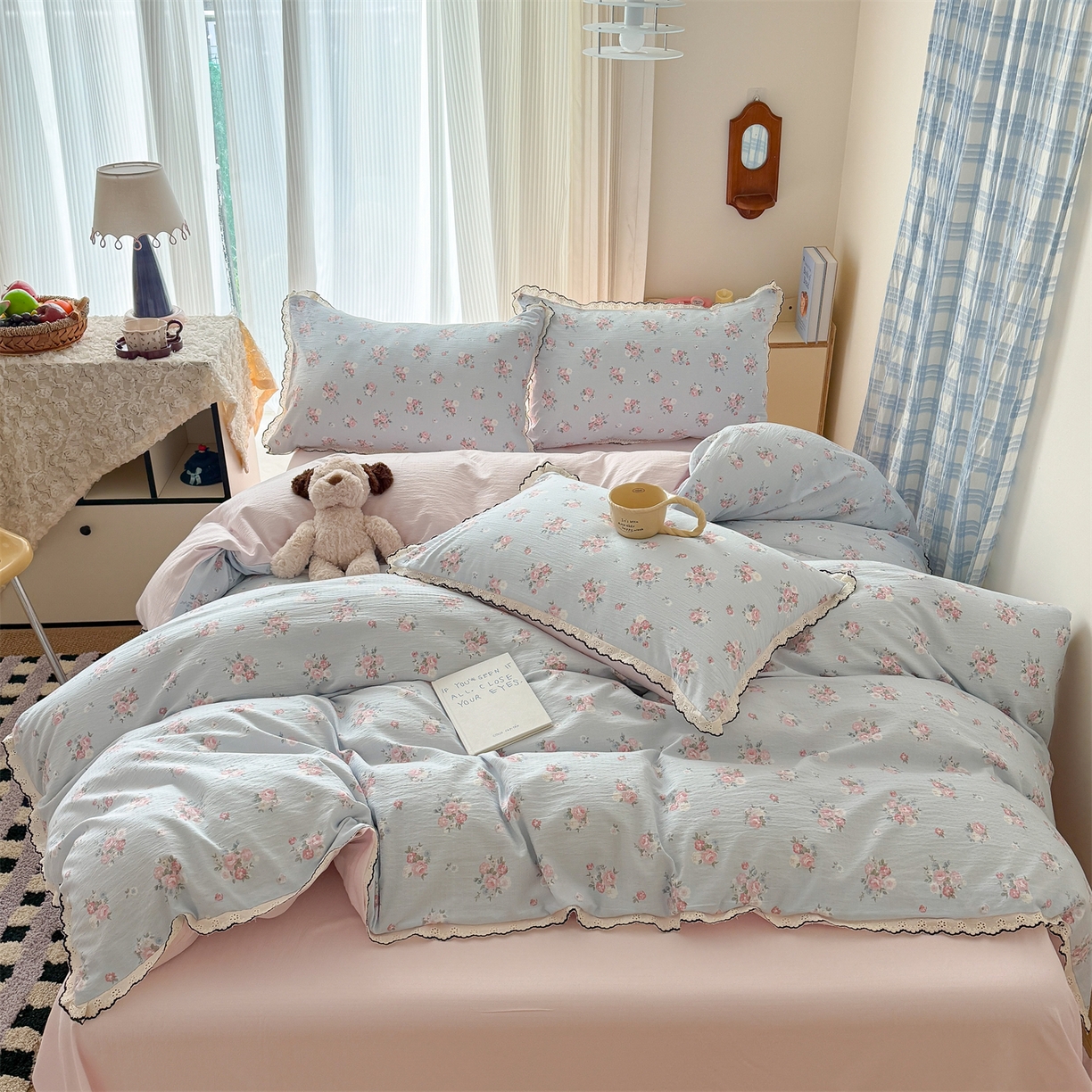 91家纺网 家纺一手货源 找家纺 艾特你 2026新款针织提花双层纱全棉纯棉蕾丝花边四件套 蓝萱