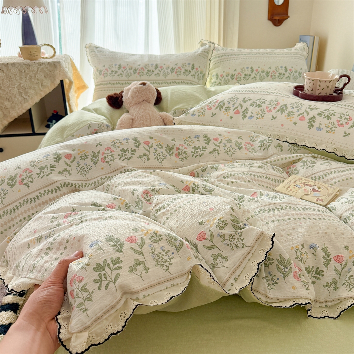 91家纺网 家纺一手货源 找家纺 艾特你 2026新款针织提花双层纱全棉纯棉蕾丝花边四件套 藤蔓