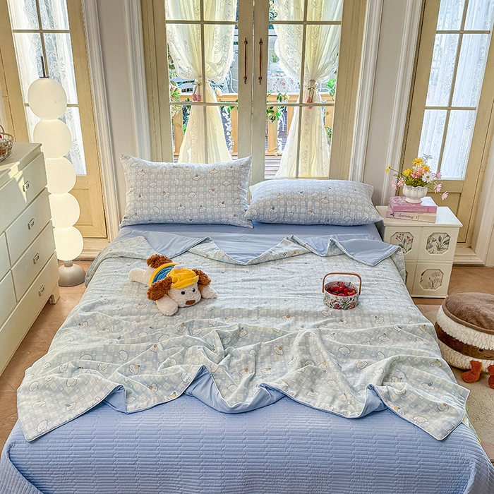 91家纺网 家纺一手货源 找家纺 木楌家居 2026新款全棉纱布云感冰冰被床盖四件套系列 樱桃狗