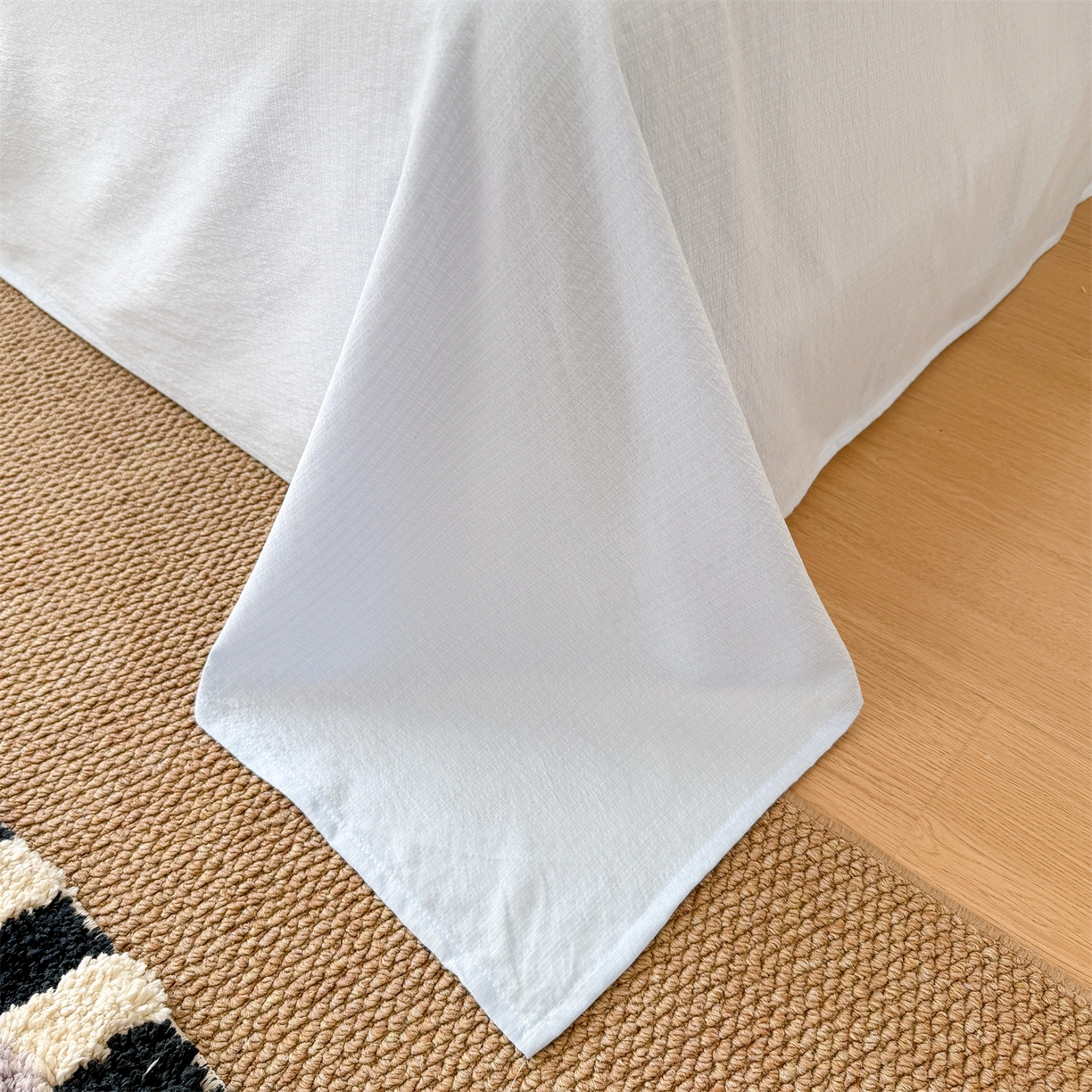 91家纺网 家纺一手货源 找家纺 艾特你 2026新款针织提花双层纱全棉纯棉蕾丝花边四件套 甜心木马